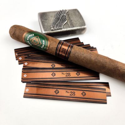 Adhesivos adhesivos autoadhesivos 3D grabado en relieve grabado en caliente estampación de etiquetas de cigarros
