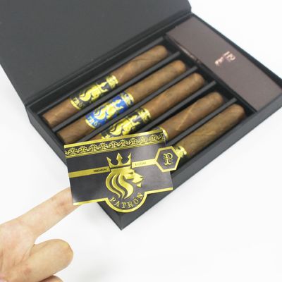 calidad Impresión de etiquetas de cigarrillos en papel de oro CMYK Impresión de etiquetas de logotipos personalizados fábrica