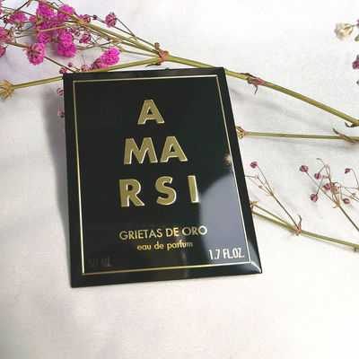 Botella de perfume personalizada con el logotipo de la caja Etiqueta de metal con respaldo adhesivo para el logotipo de embalaje cosmético Placa de metal