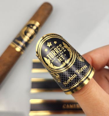 Anillo de cigarro personalizado con impresión en vinilo impermeable OEM único de primera calidad con etiqueta adhesiva de marca personal con estampado dorado