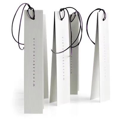 Buen precio Etiquetas de regalo de cuero de terciopelo blanco Etiquetas de ropa personalizada Etiquetas de ropa impresa Etiquetas en línea
