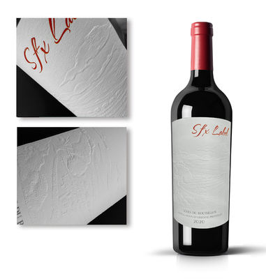 Buen precio Venta caliente Etiquetas autoadhesivas impermeables Papel negro pegatinas Botellas de vino rojo Etiquetas rollo en línea
