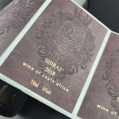 Buen precio Etiqueta de vino de papel de cuero duradero autoadhesivo en relieve de lámina de oro para embalaje de botellas de vino en línea