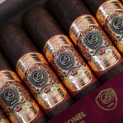 Buen precio Customized PVC 3D Embossed Gold Foil Cigar Labels with ISO9001:2008 Certification en línea